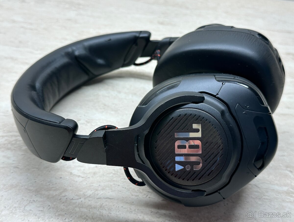 JBL Quantum ONE