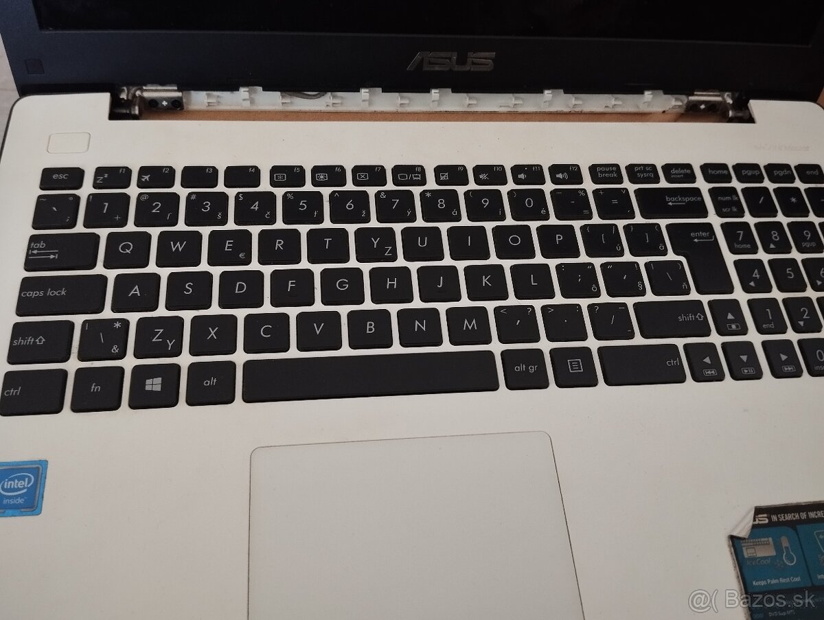 Asus X553M