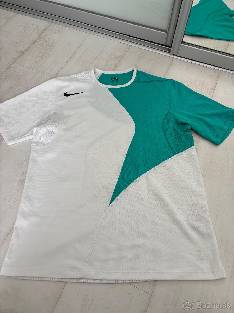 Pánske športové tričko zn. Nike