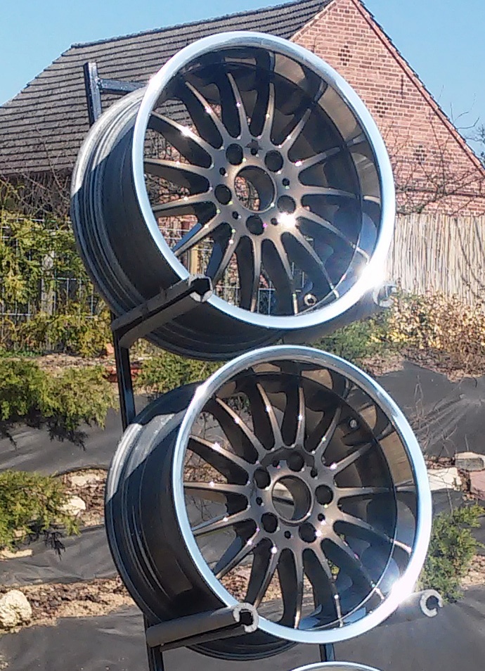 Rondell 0063 R17 8,5J ET13