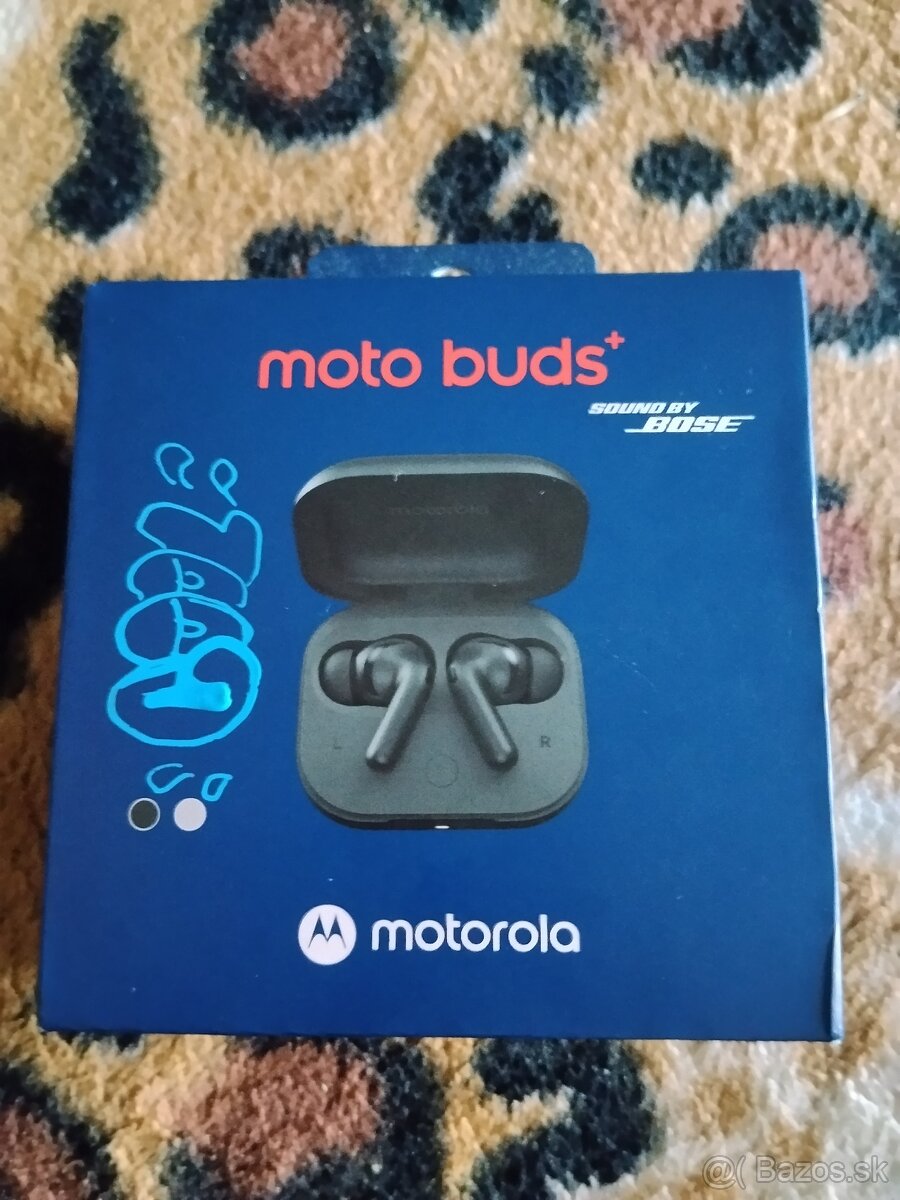 Moto buds Motorola sluchátka nové
