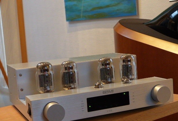 Integrovaný elektrónkový zosilňovač OCTAVE V70