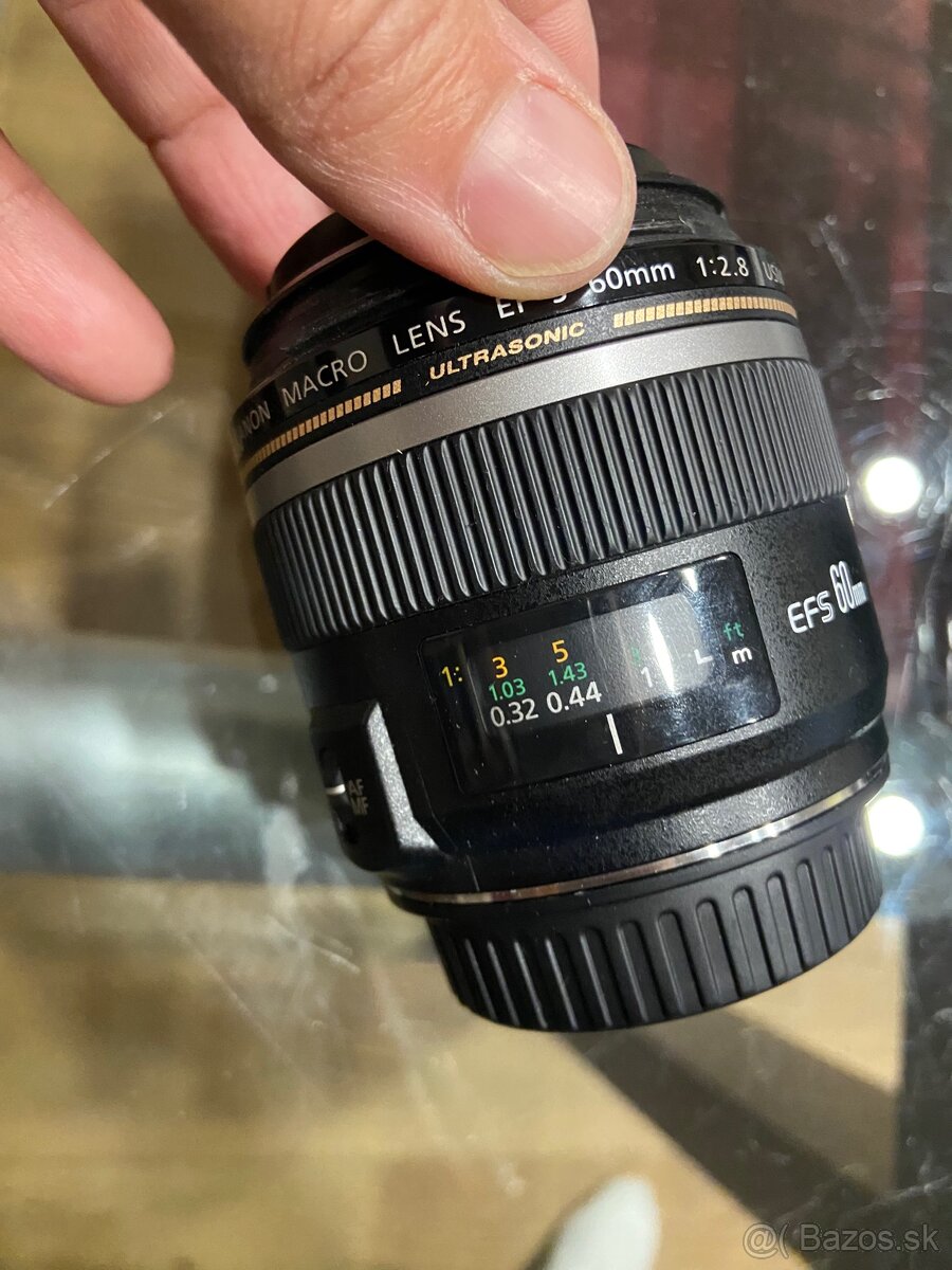 Predám kvalitný Makro objektív Canon