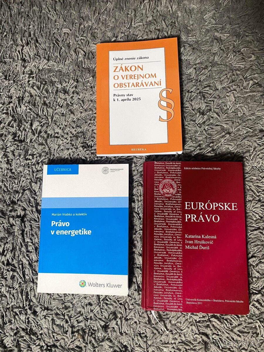 Právnická literatúra