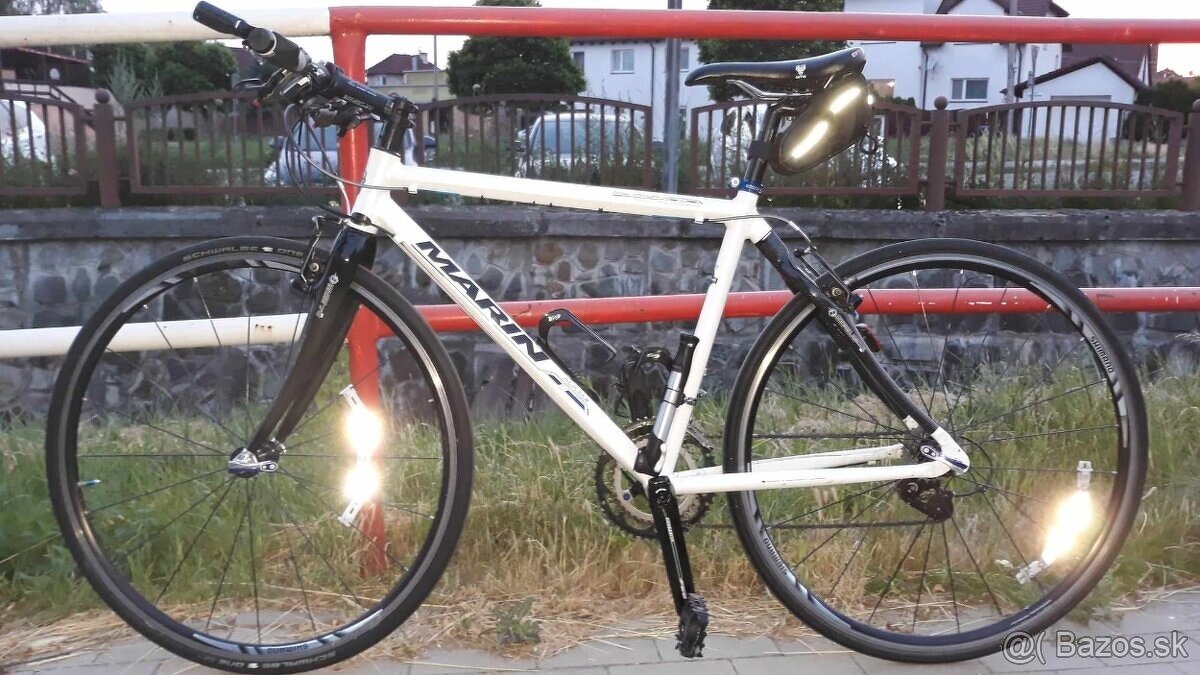 Cestný, crossový bicykel veľmi ľahký