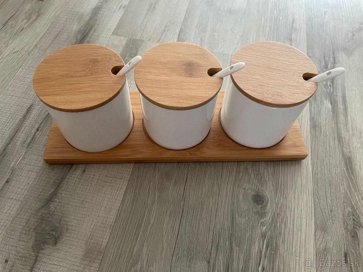 Porcelanove misky s bambusovym vrchnacikom
