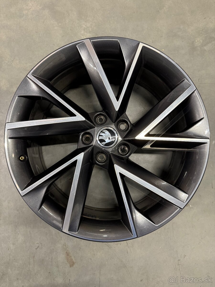 Original skoda elektrony vega R19 5x112