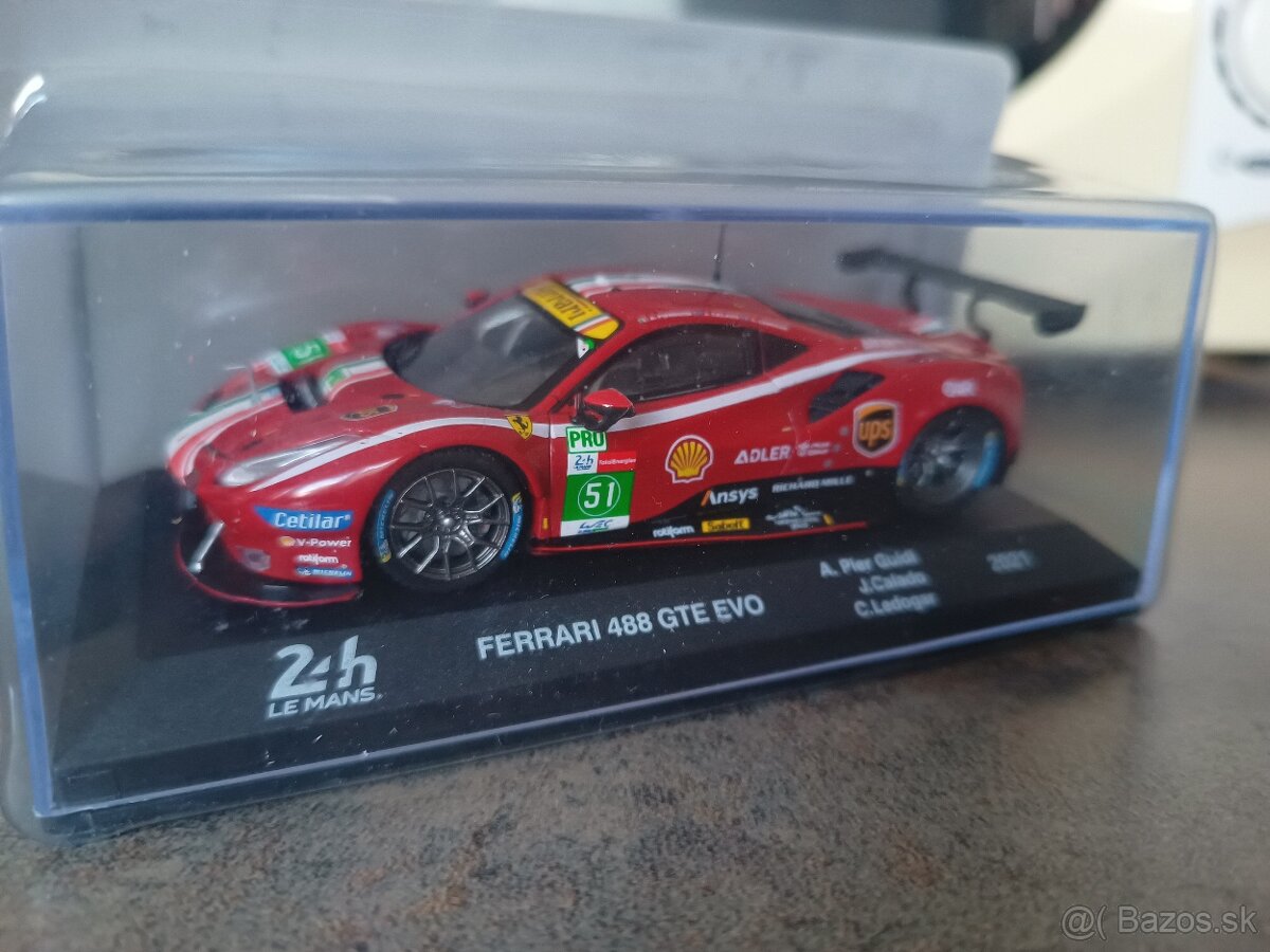 1:43 Ferrari 488