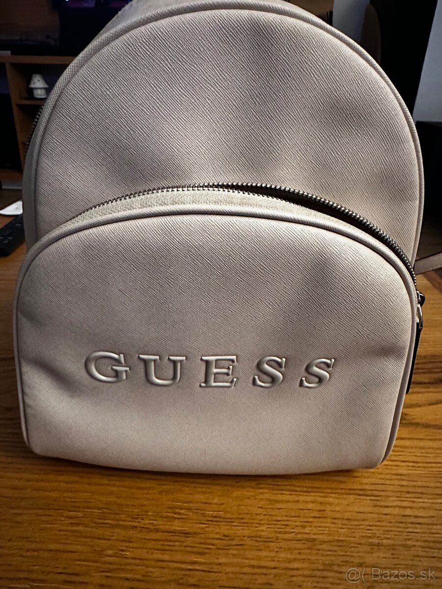 Guess ruksak