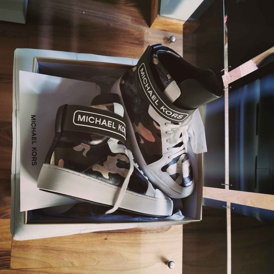 Kotnikove tenisky Michael Kors