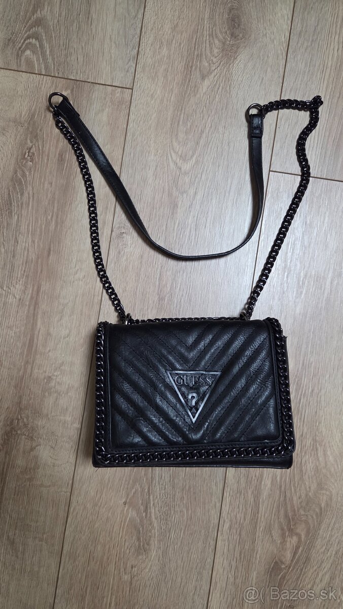 kabelka Guess čierna