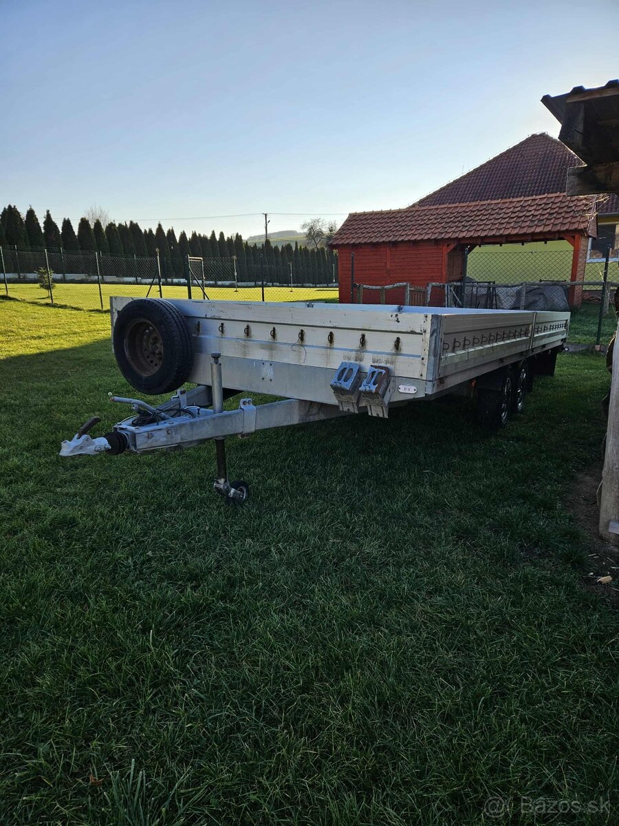 Predam privesny vozik