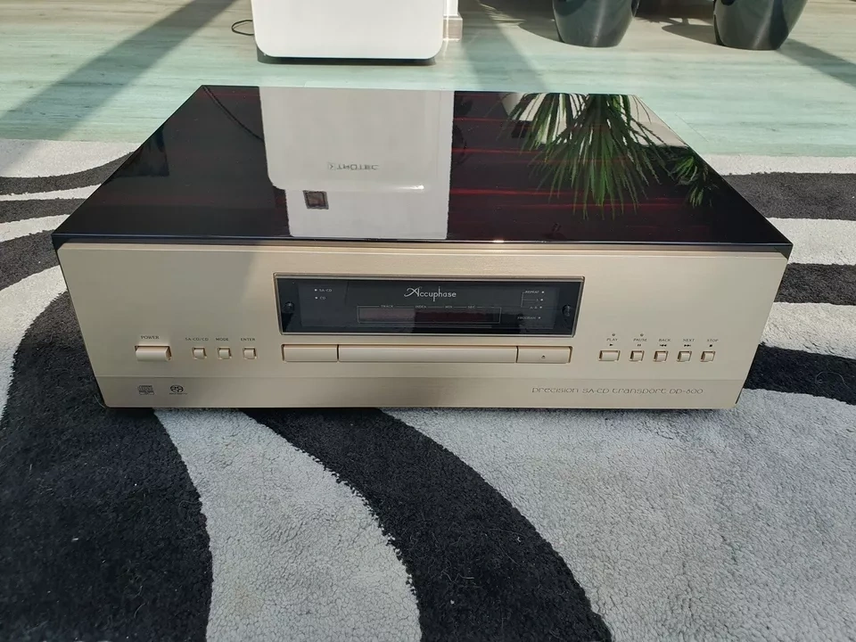 Accuphase DP-800 SACD CD