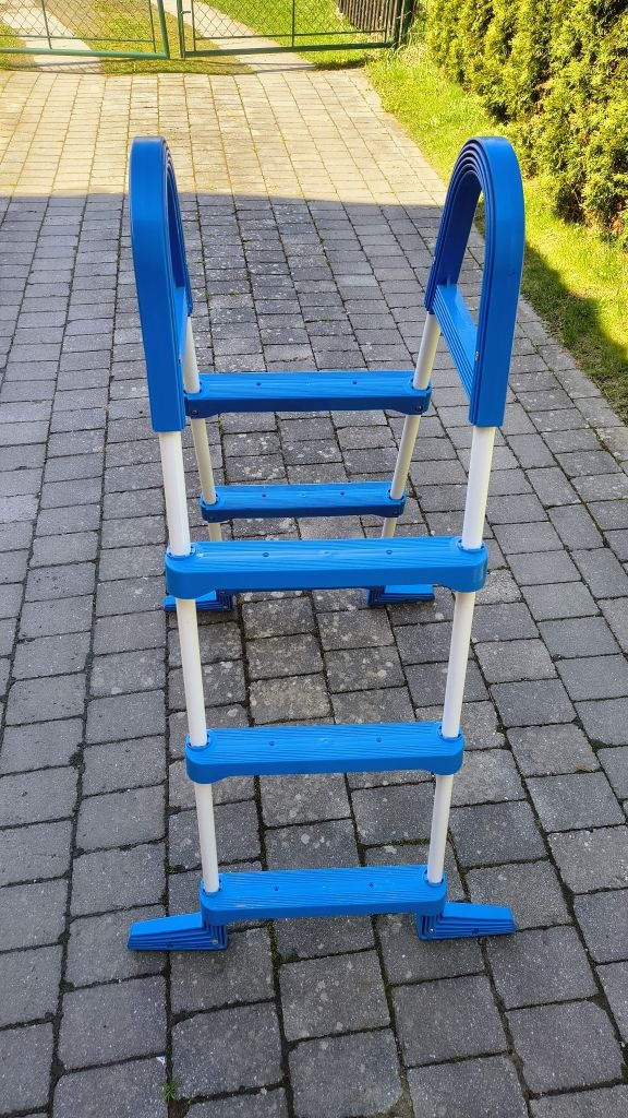Schody k bazenu 0,91m