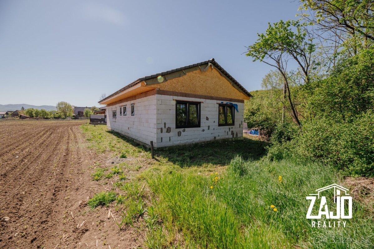 RD TUCHYŇA I HOLODOM V KRÁSNOM PROSTREDÍ BIELYCH KARPÁT