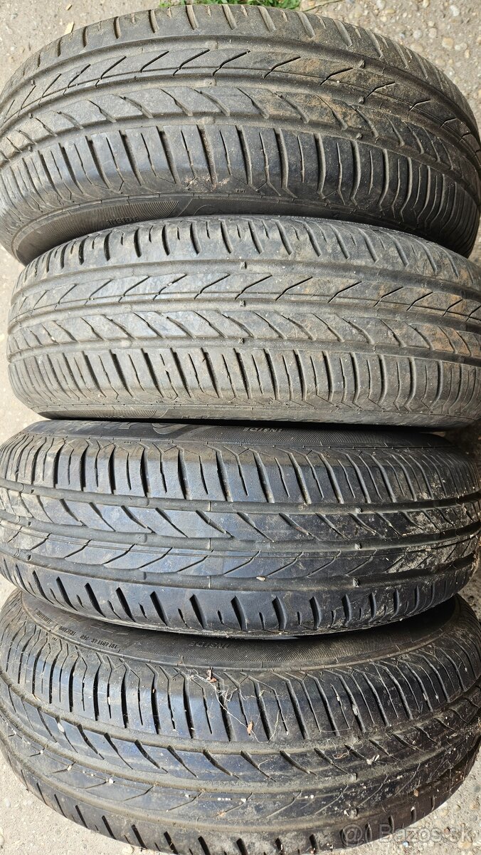Predam 4ks letne pneu 175/70R14 Matador