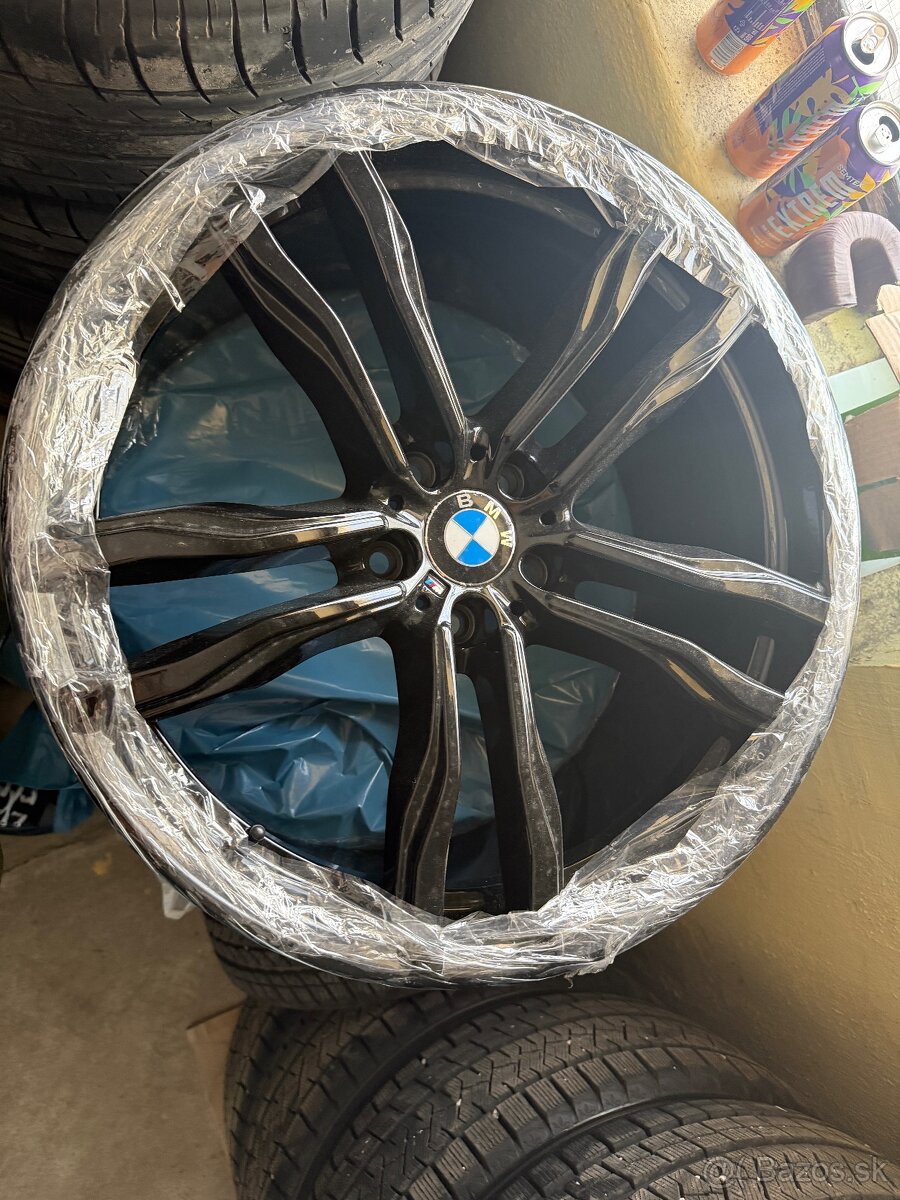 Predam original disky BMW X5 M50 r21