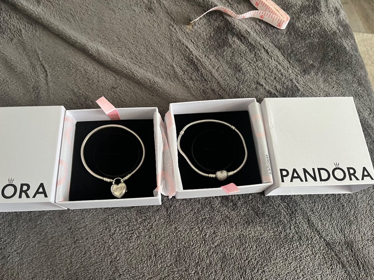 Pandora naramok.