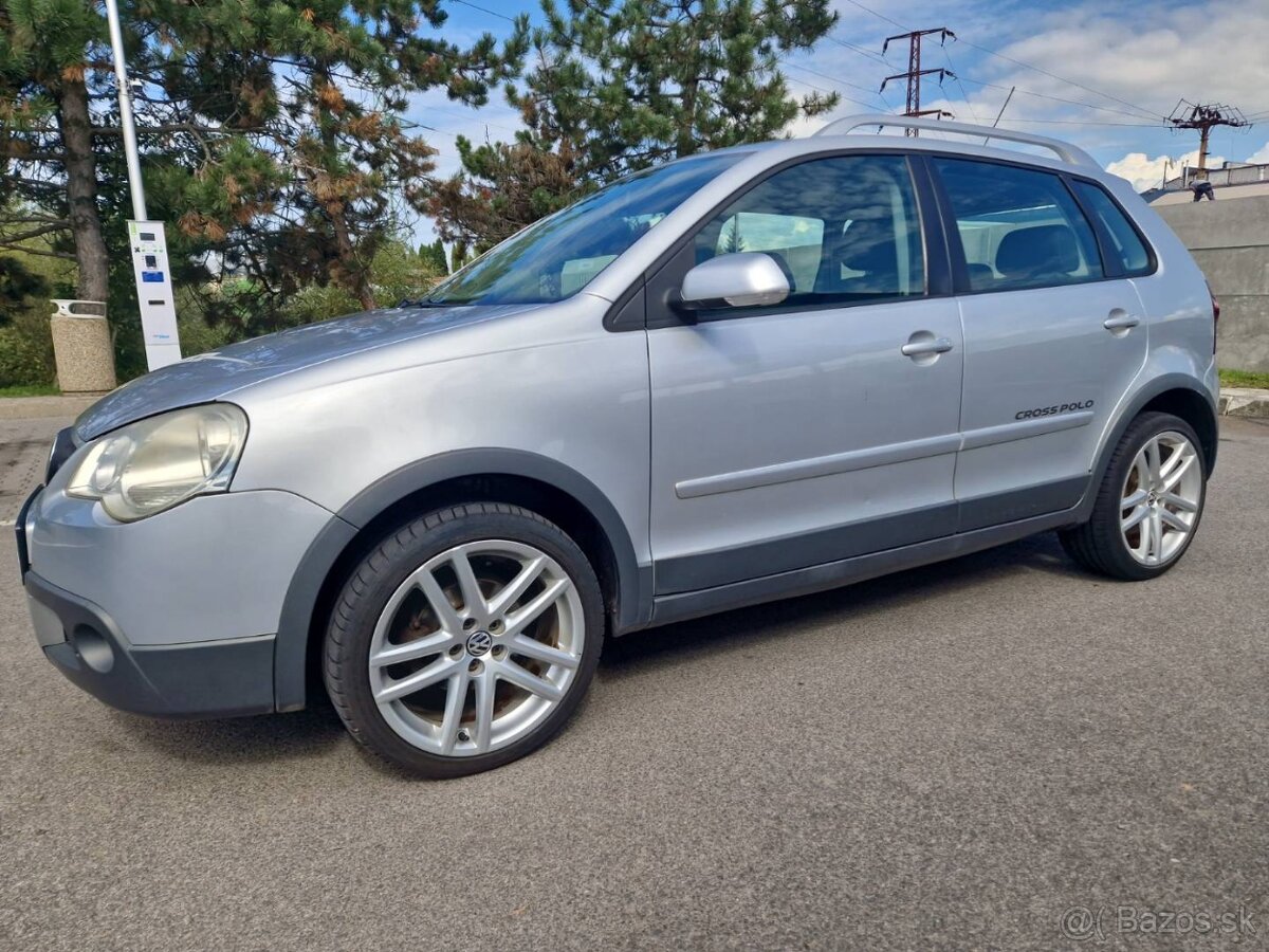 Predám Volkswagen Polo Cross 1.4 benzín,Klíma,Tempomat,8xgum