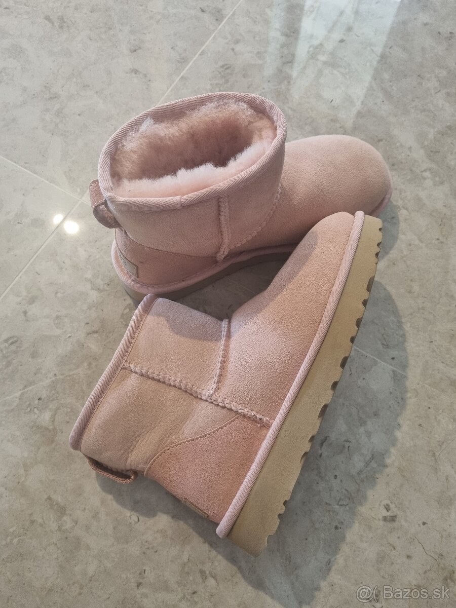 UGG čižmy