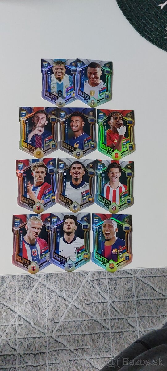 Futbalové kartičky