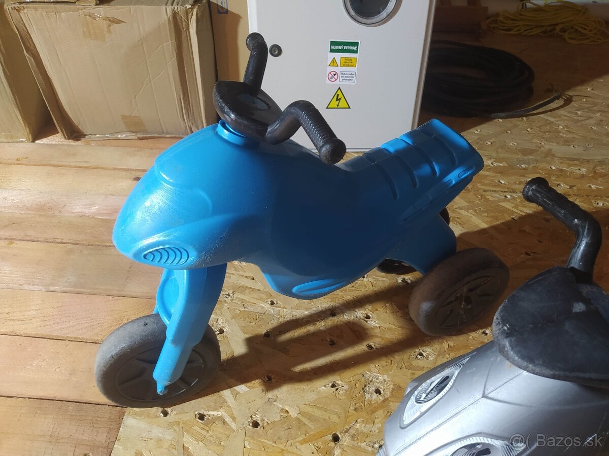Darujem detske odrazadlo motorku