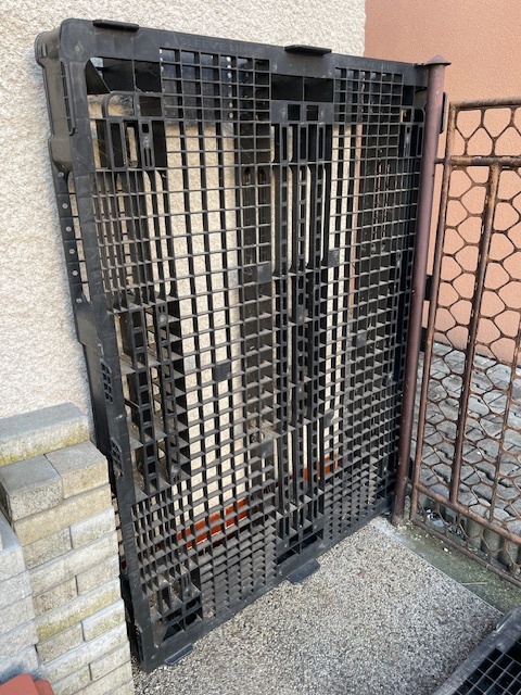 Plastové palety 110x150