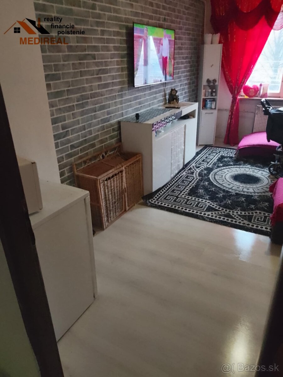 Pekný a veľký 3,5 izbový byt v Jelšave na predaj