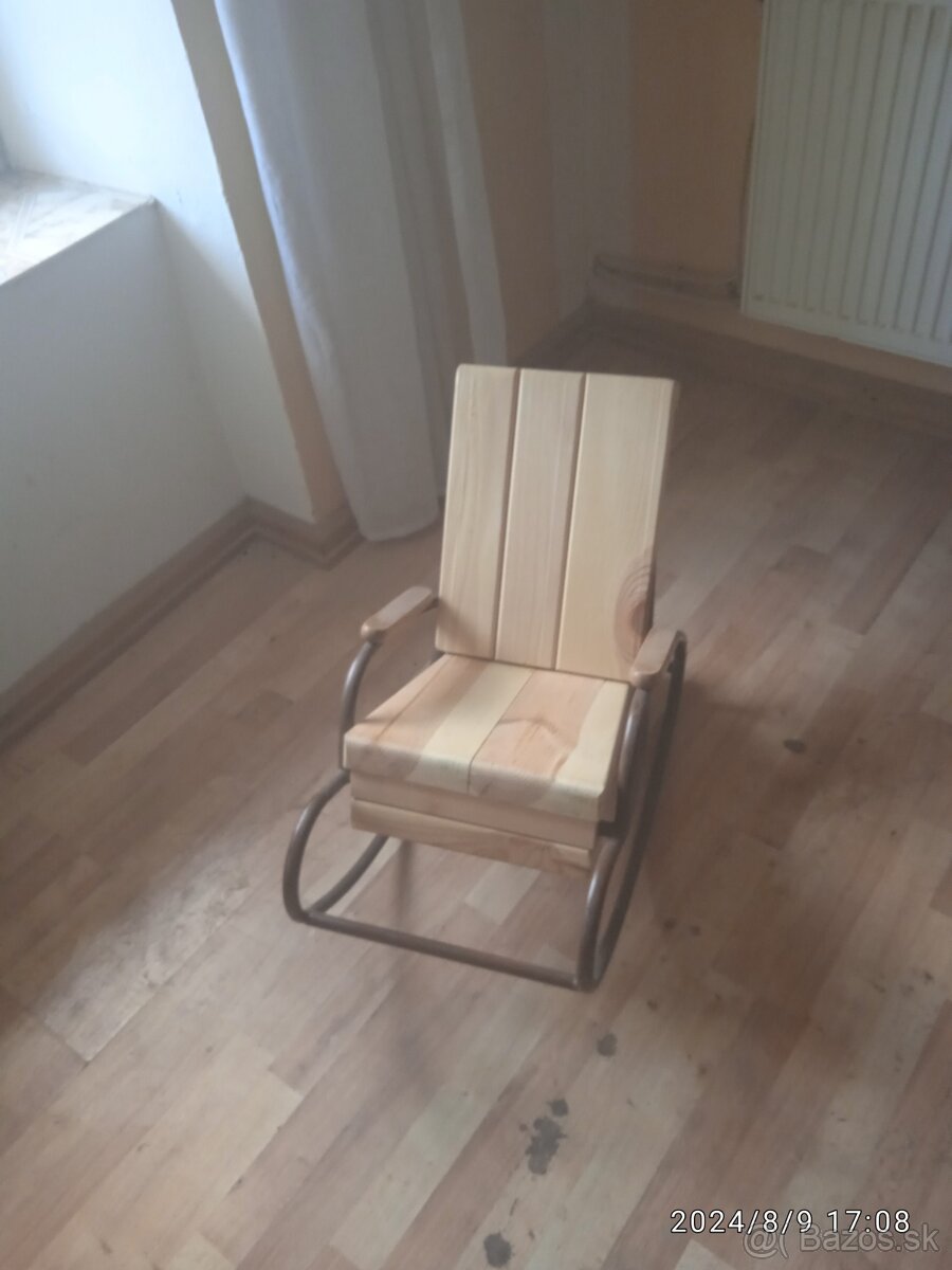 Detské hojdacie kreslo
