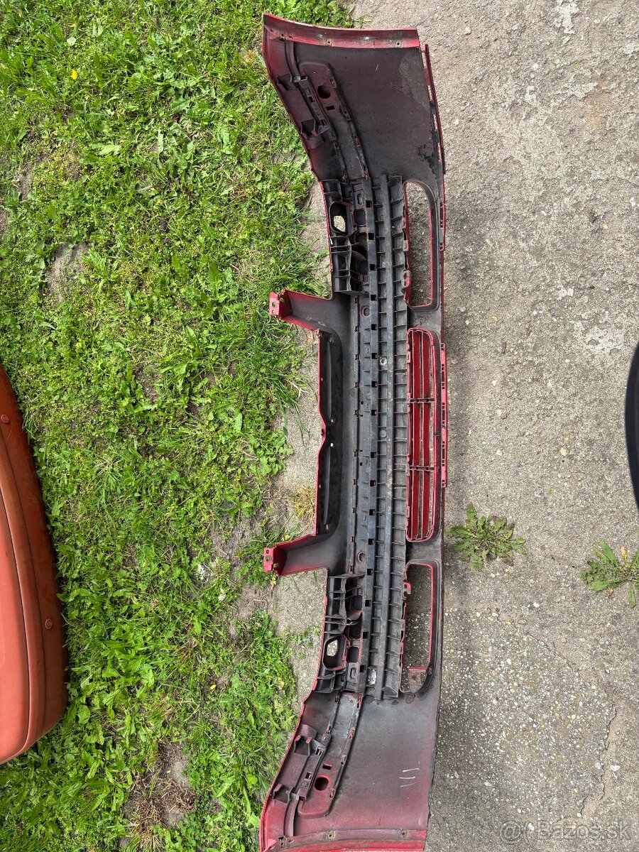 Vw Bora VR6 predný a zadný nárazník