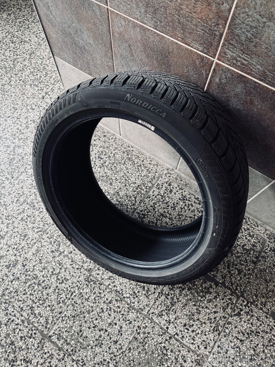 Zimné pneumatiky 225/40 R18 MATADOR NORDICCA