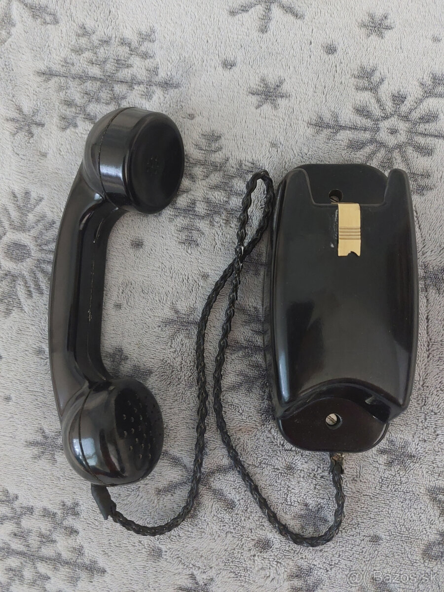 Retro telefony nastenne vratnik TESLA