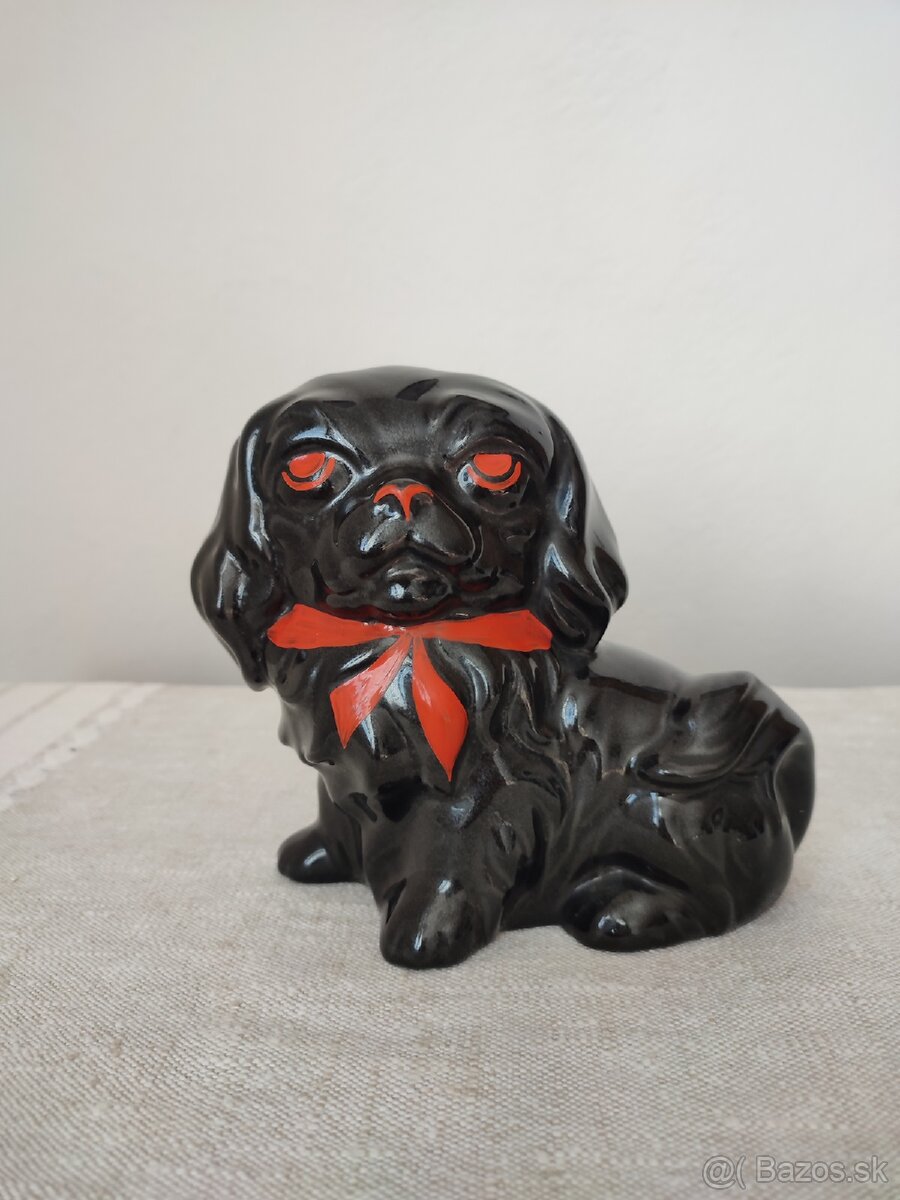 Ditmar Urbach pes porcelánová soška rarita