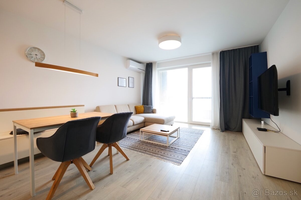 Dizajnový 2-izbový byt s loggiou v projekte Urban Residence