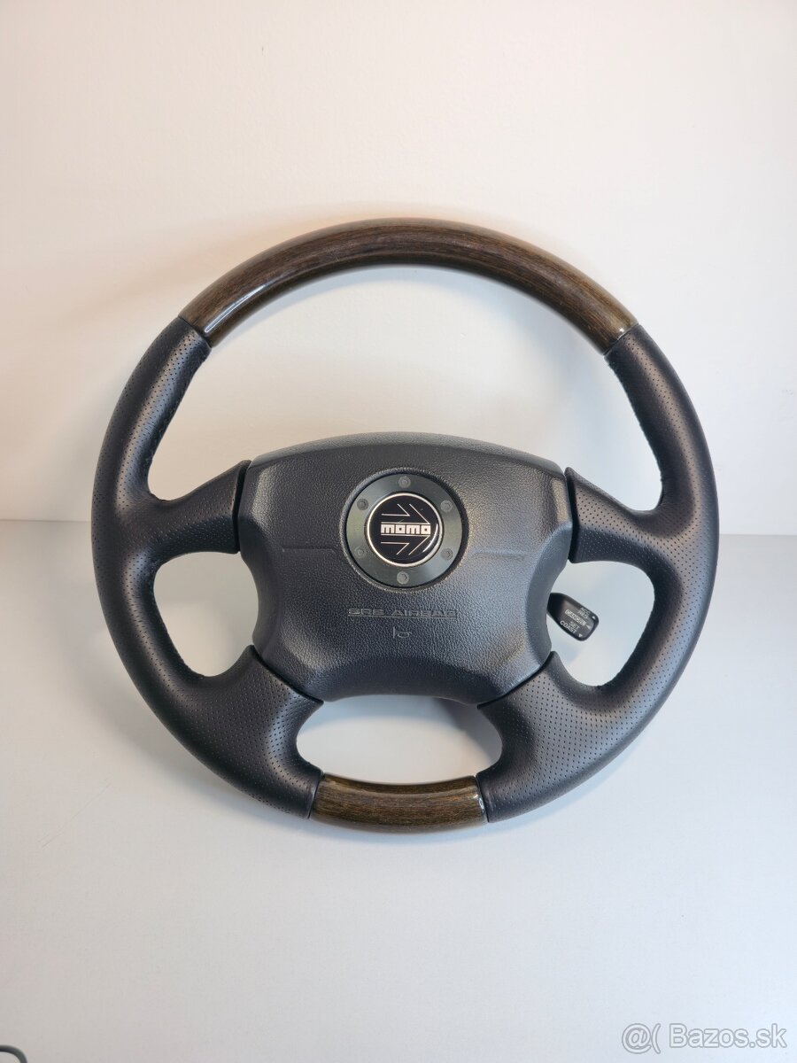 MOMO drevený volant impreza forester wrx sti
