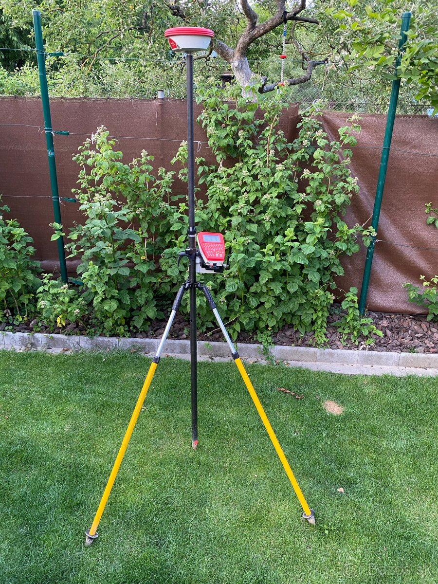 Na predaj Leica GPS900