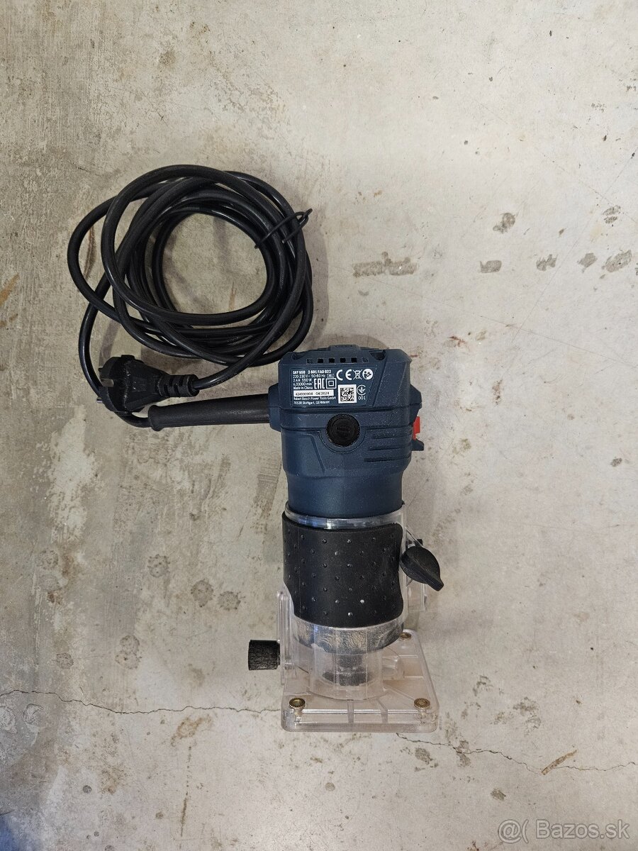 Horná fréza Bosch GKF 550