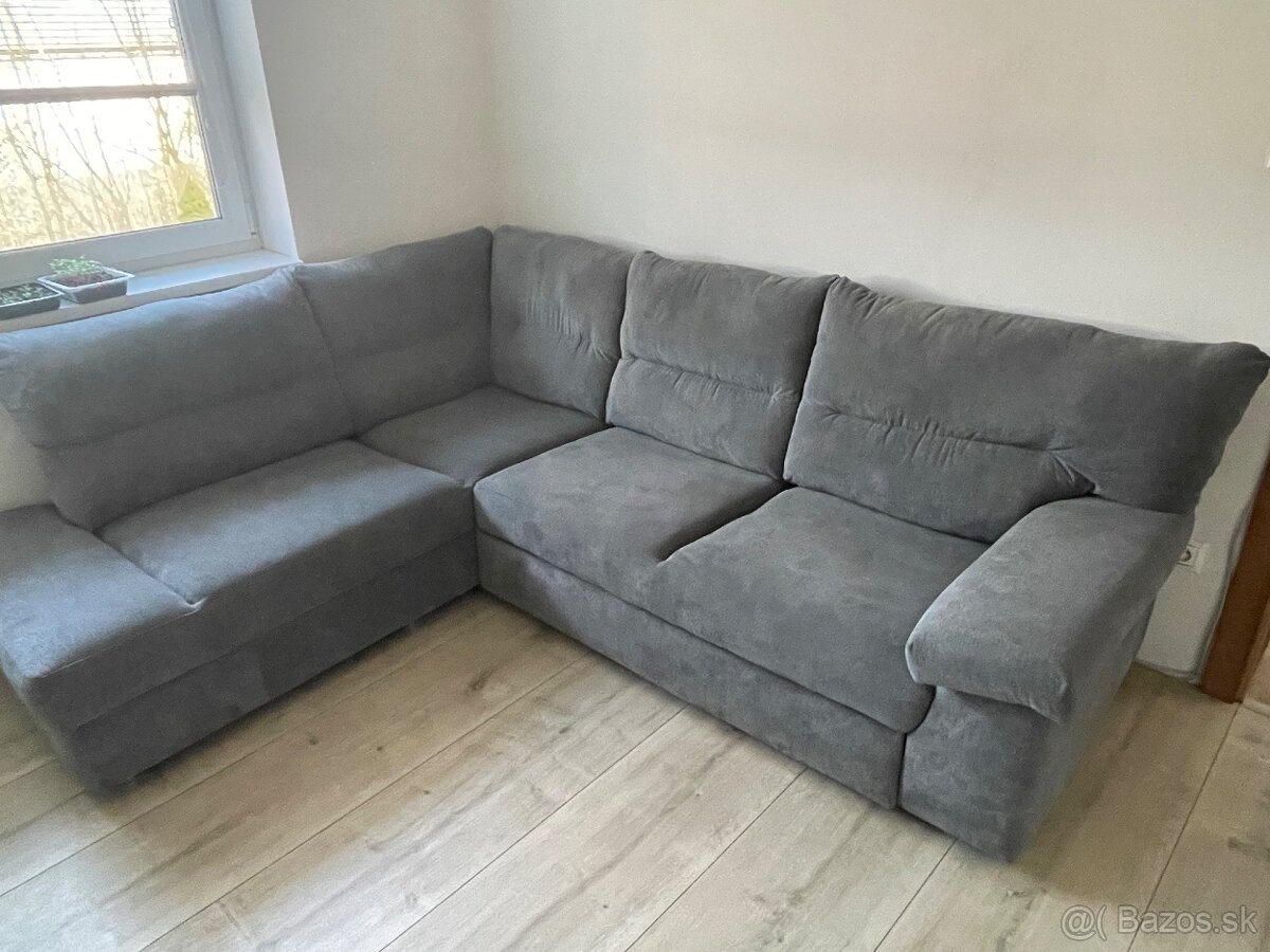 Sedačka rohova