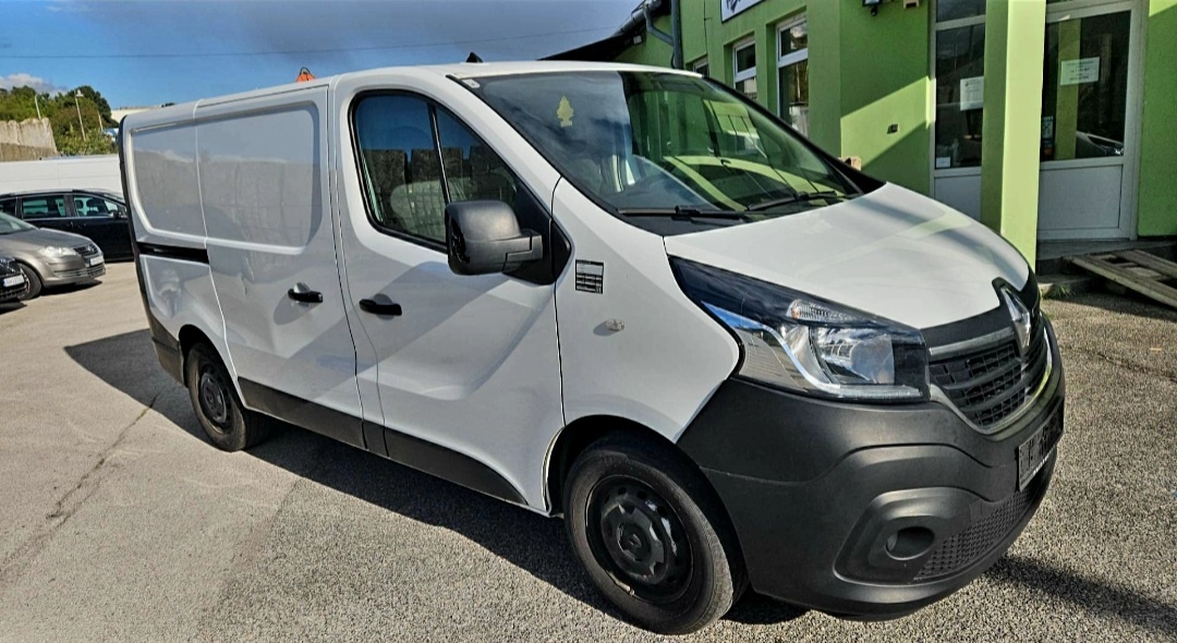 RENAULT TRAFIC 2.ODCI - PREDAJ AJ NA SPLÁTKY
