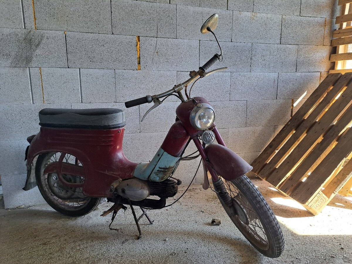 JAWA 50 typ:555 PIONIER