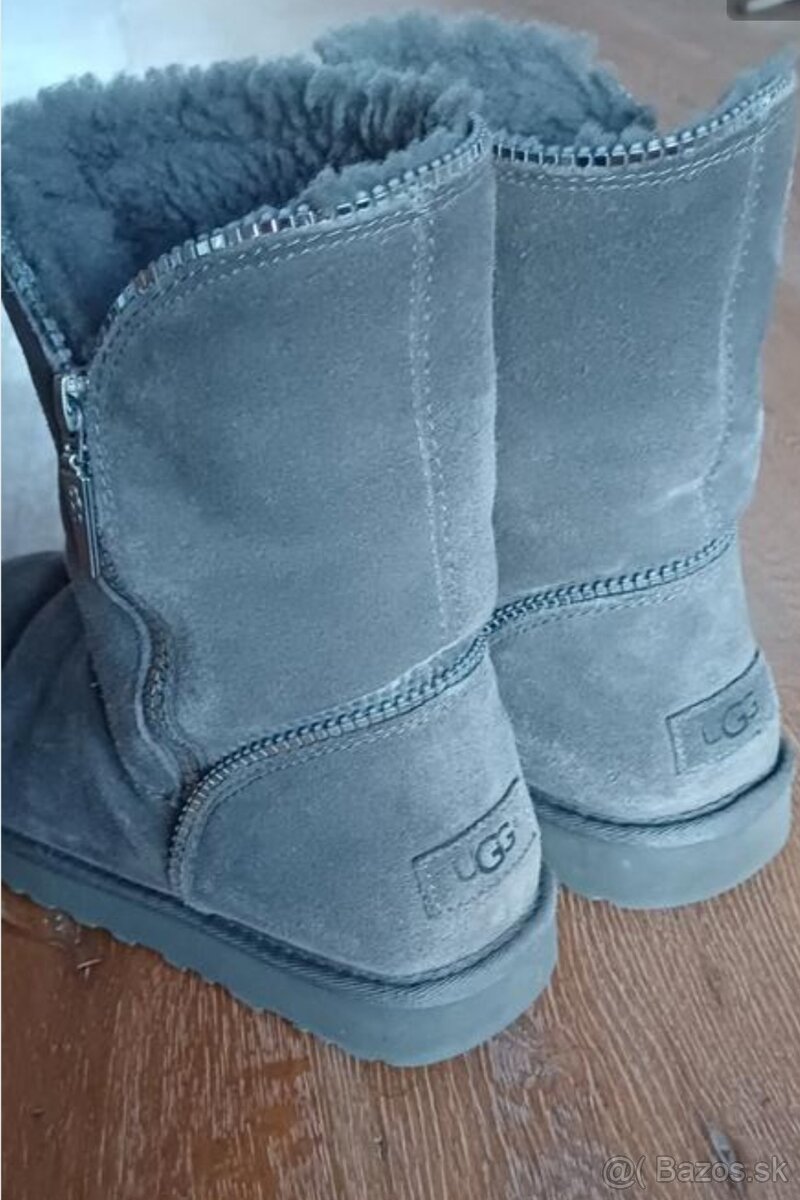 Kožené snehule Classic UGG šede s prímesou vlny