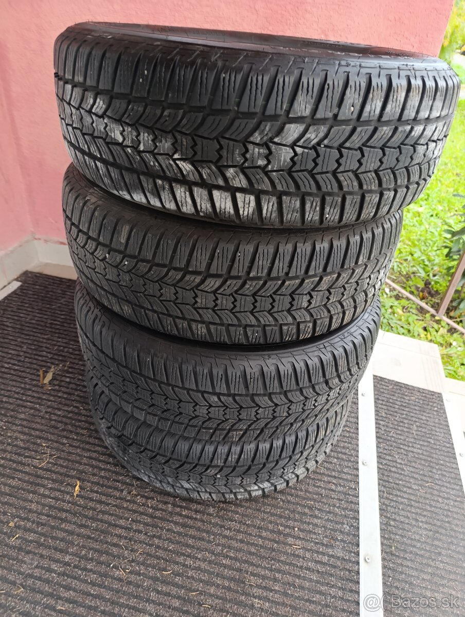 Predám zimné pneumatiky 205/60/R16