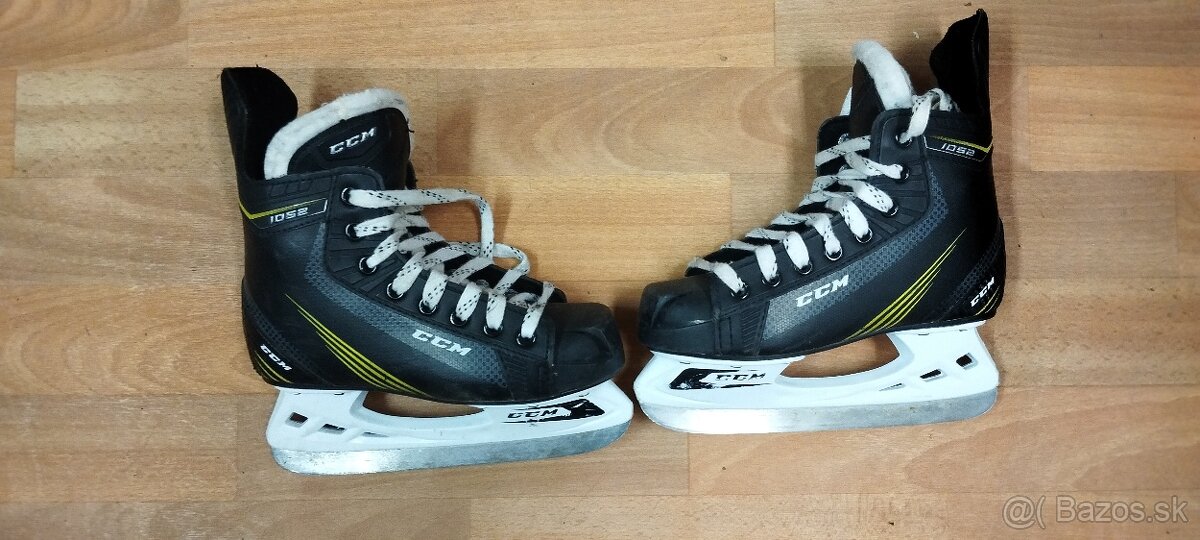 Predám det.hokejové korčule CCM 1052 EU-34-22cm.