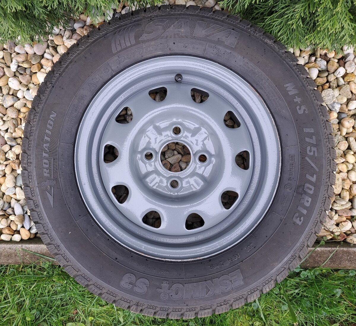 REZERVA KOLESO - R13 4x100 PRÍVESNÝ VOZIK