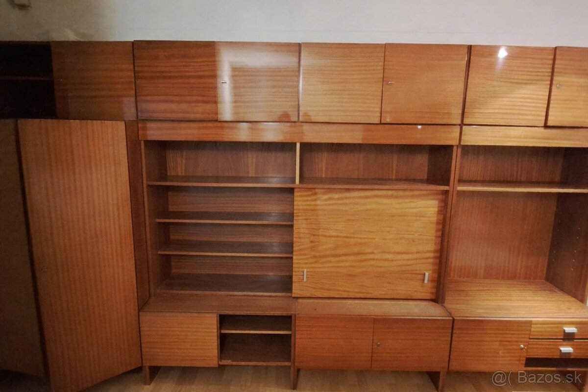 Obývacia stena BELLMONDO r. 1970