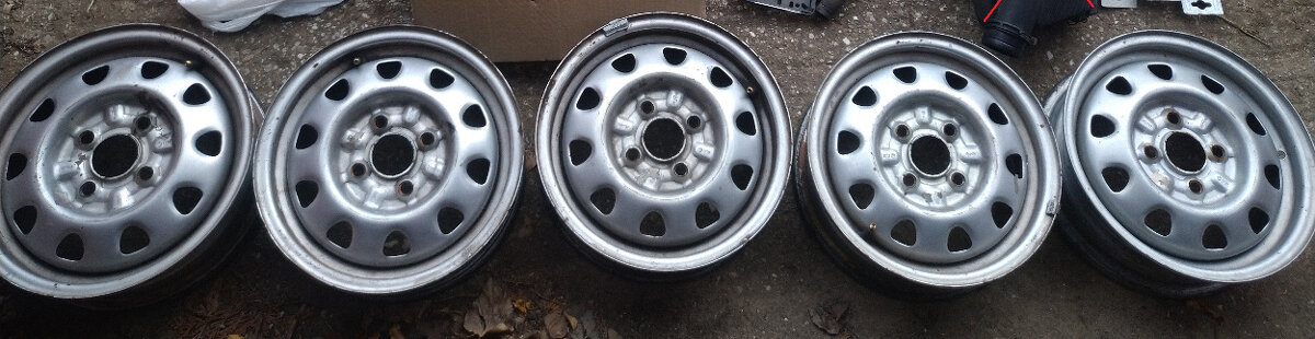 Plechové disky Felicia