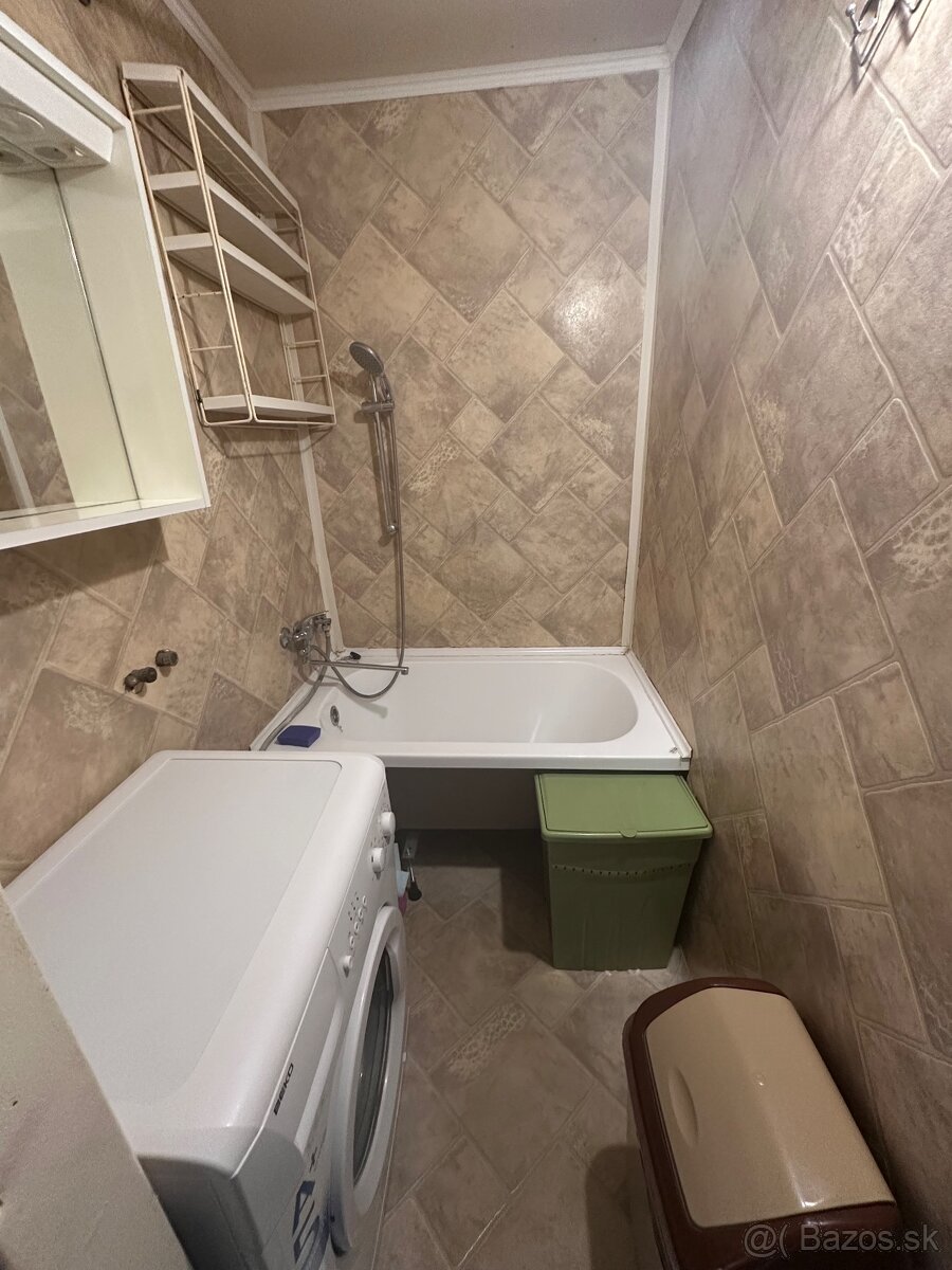 Prenájmem garsónku