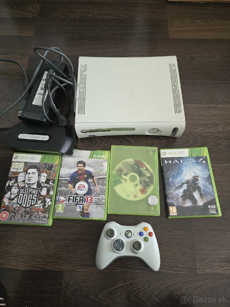 Xbox 360 120GB + 4 hry