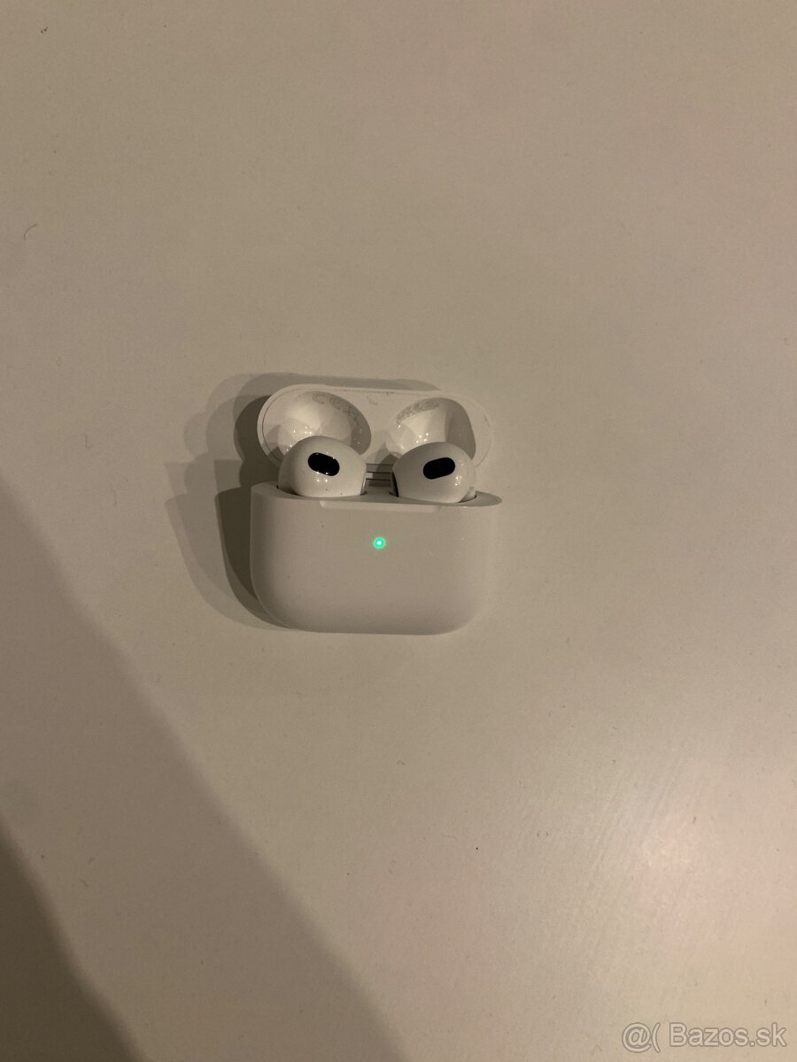 Apple AirPods 3