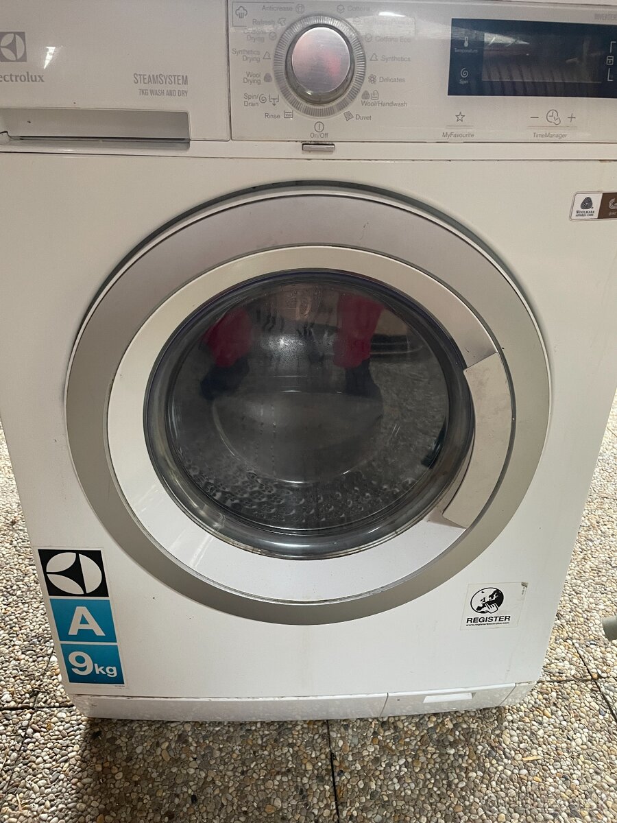 Práčka Elektrolux